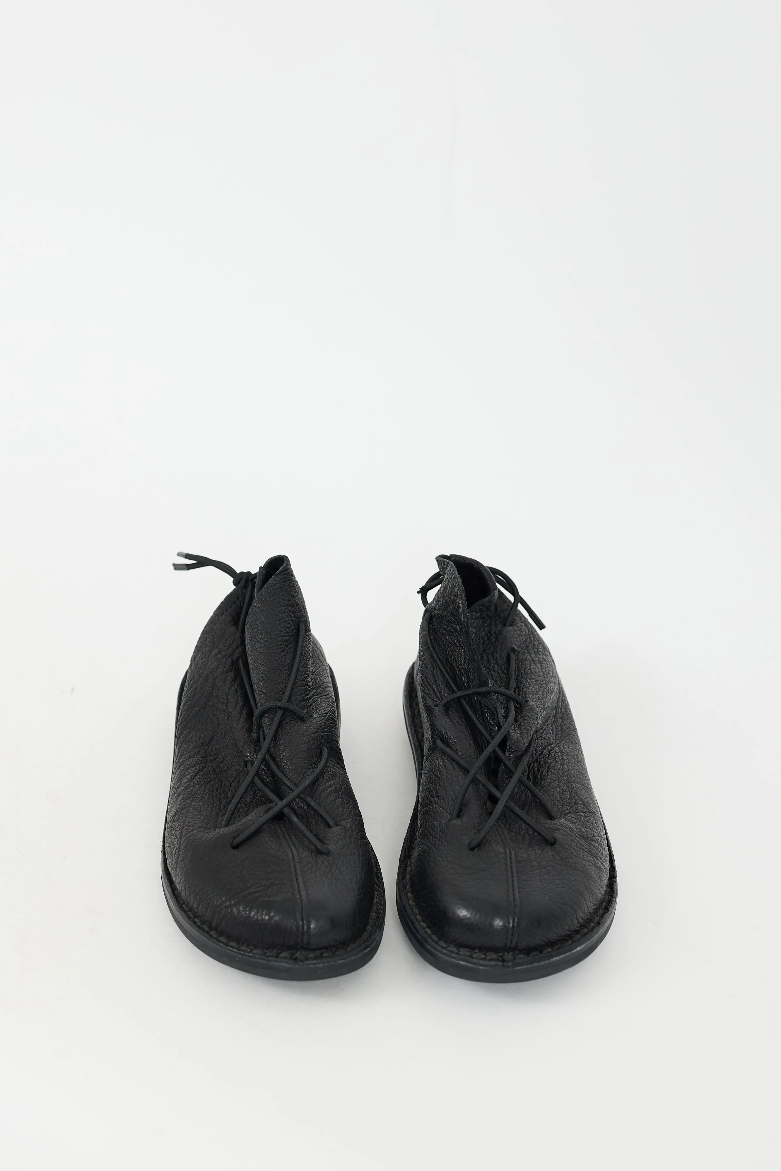 Black Leather Eccentric Flat