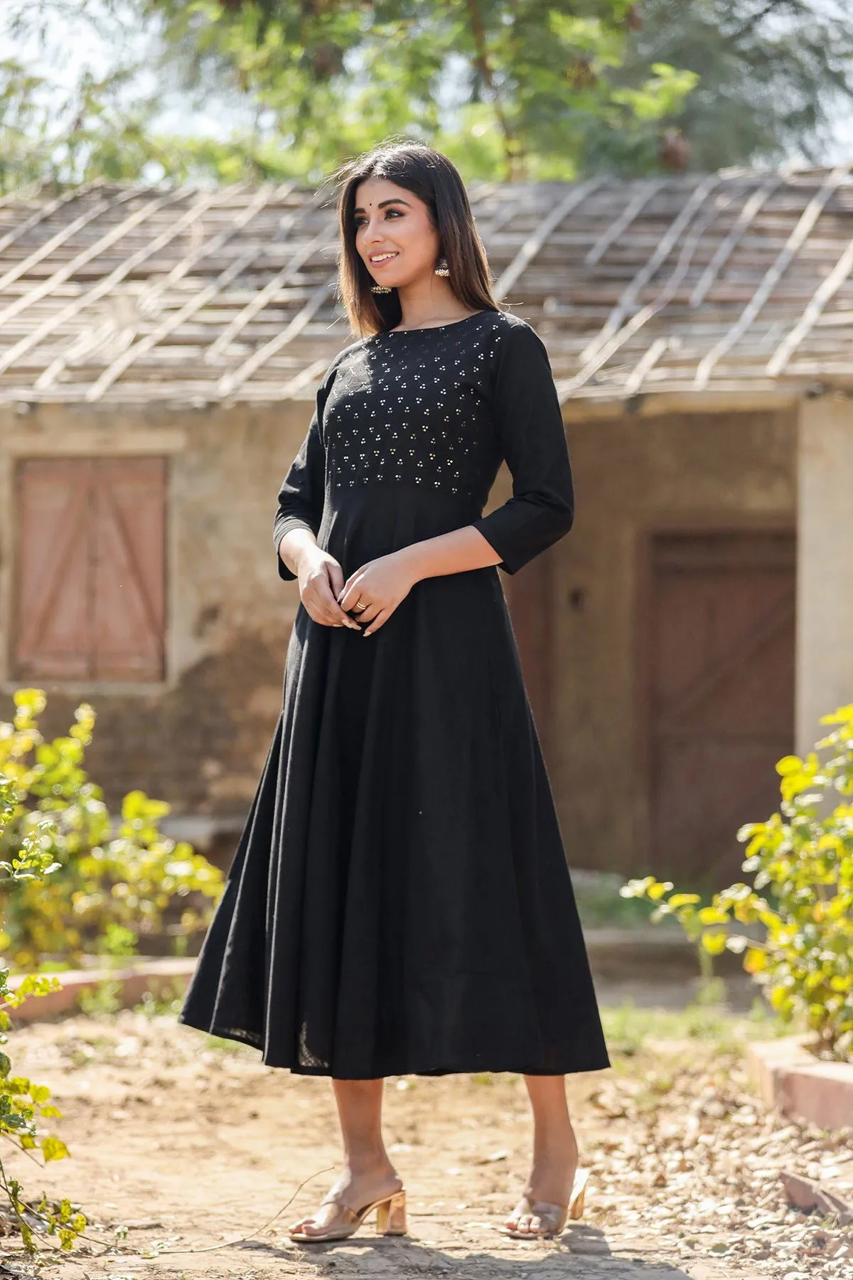 Black Sequin Cotton Anarkali Kurta (pack of 1)