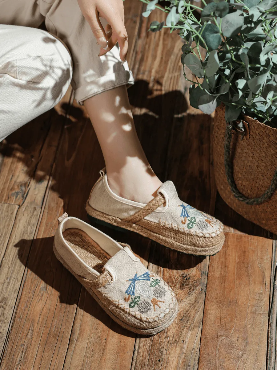 CACTUS ROSE | PATTERN EMBROIDERED LINEN ESPADRILLE LOAFER - BEIGE