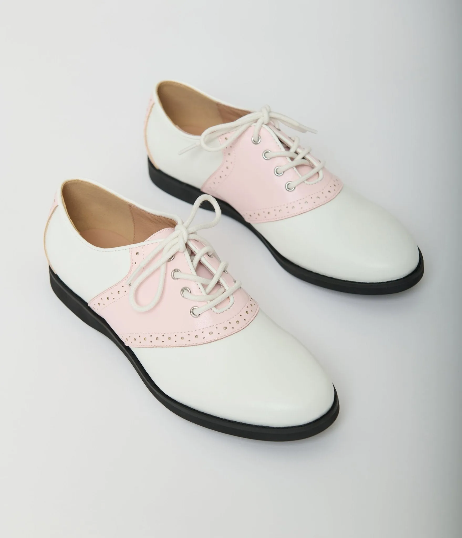 Chelsea Crew 1950s Pink & White Rizzo Saddle Oxford Shoes