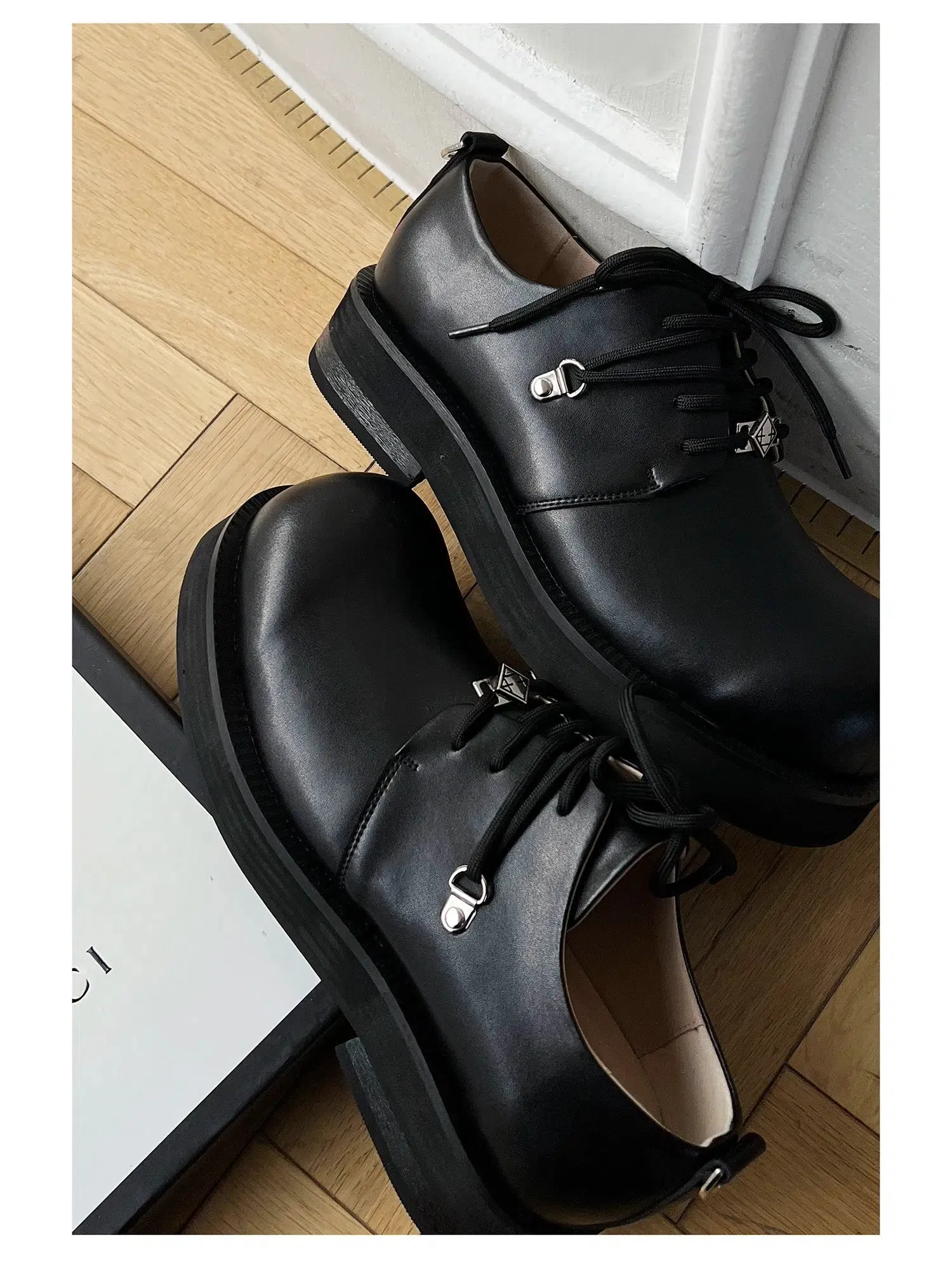 Classic Lace-Up Buckle Shoes