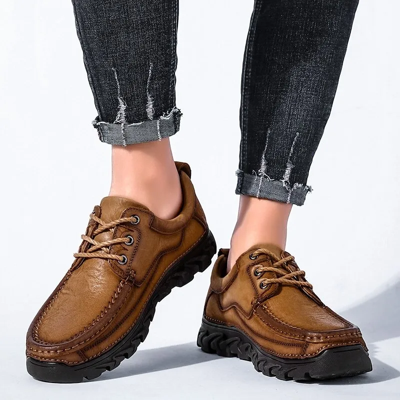 Classic Men Genuine Leather Lace-Up Shoes / Male Shoes in Alternative Style