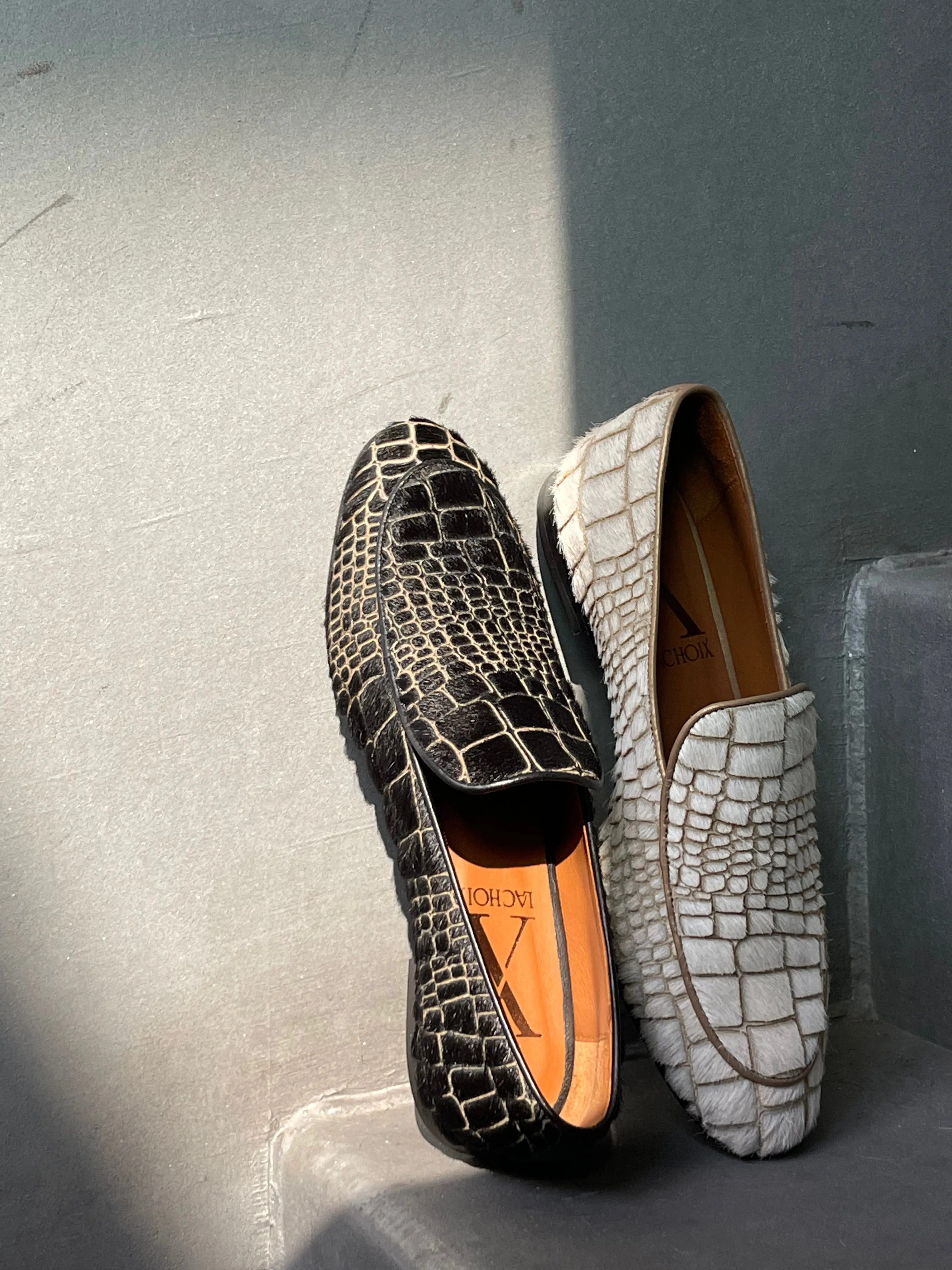 Croco Black Loafers