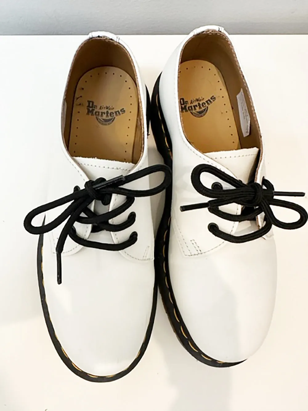 DR MARTENS AIRWALK