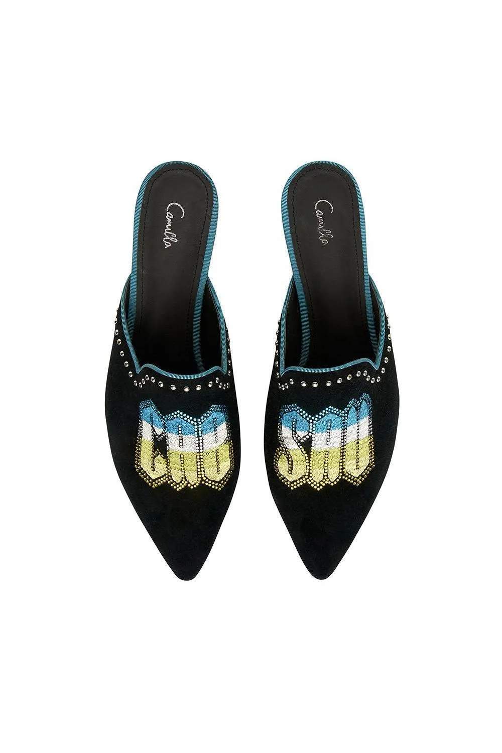 EUS EMBROIDERED SLIPPER PLACEMENT