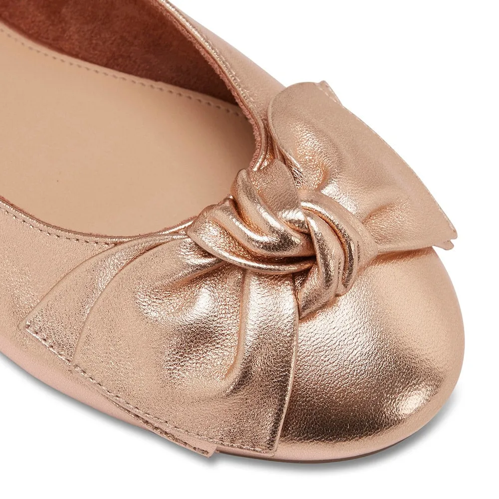 Gabby Flat in Rose Gold Leather