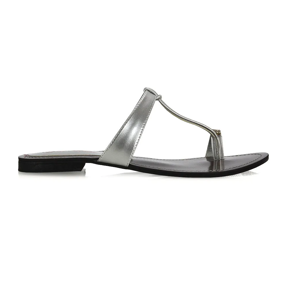 Lala Flat Strappy Diamante Detail Toe Ring Slider Summer Sandals in Silver