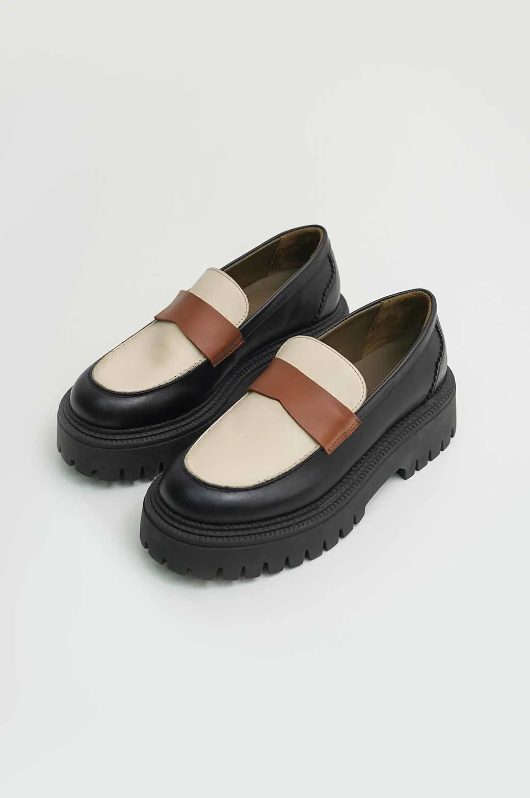 LEATHER TRACK SOLE LOAFERS