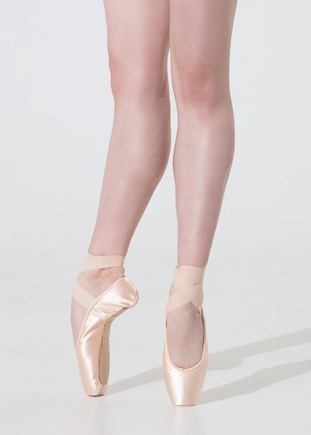 Nikolay Super Triumph Soft Shank Pointe Shoe