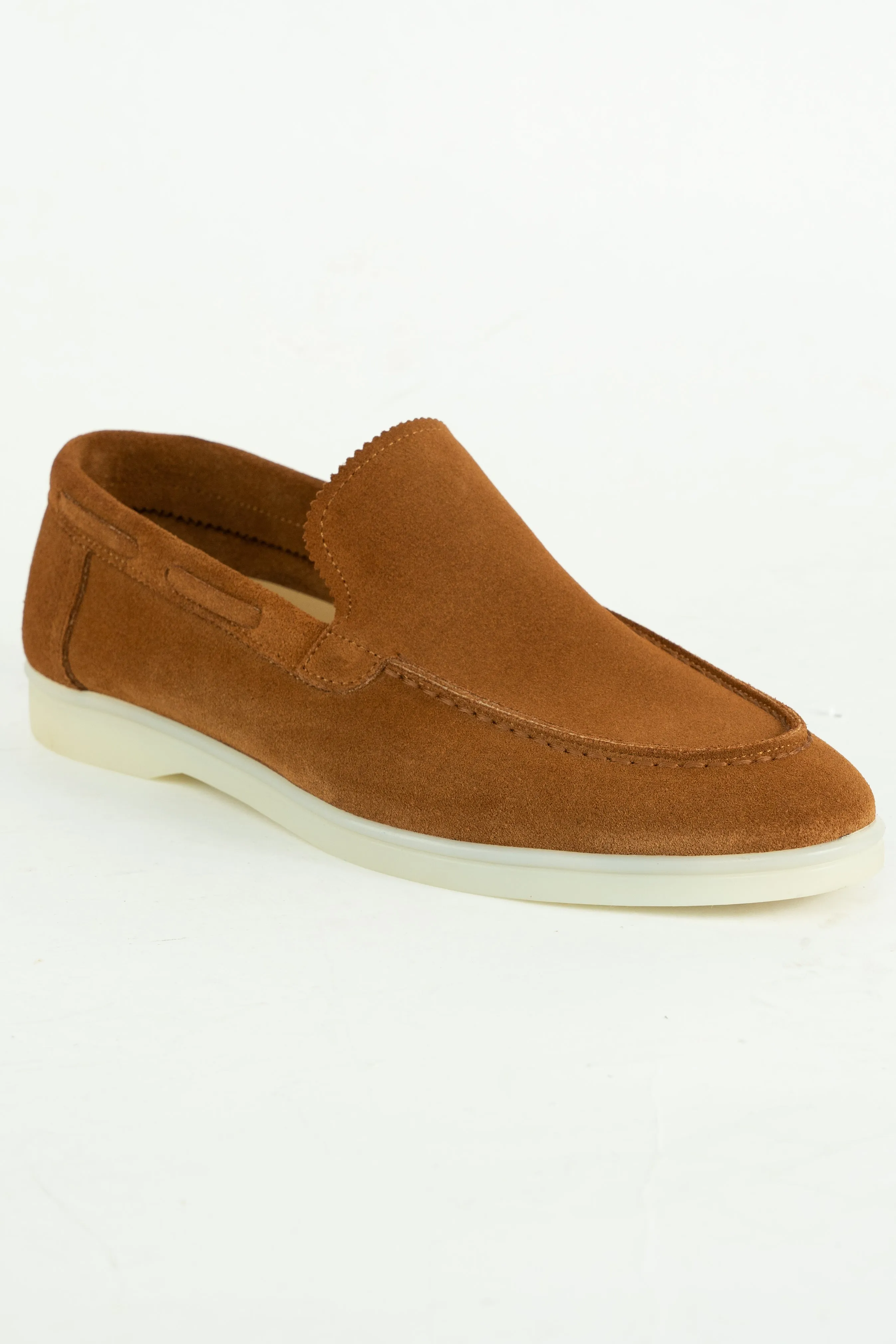 THE MENDOZA SUEDE LOAFER