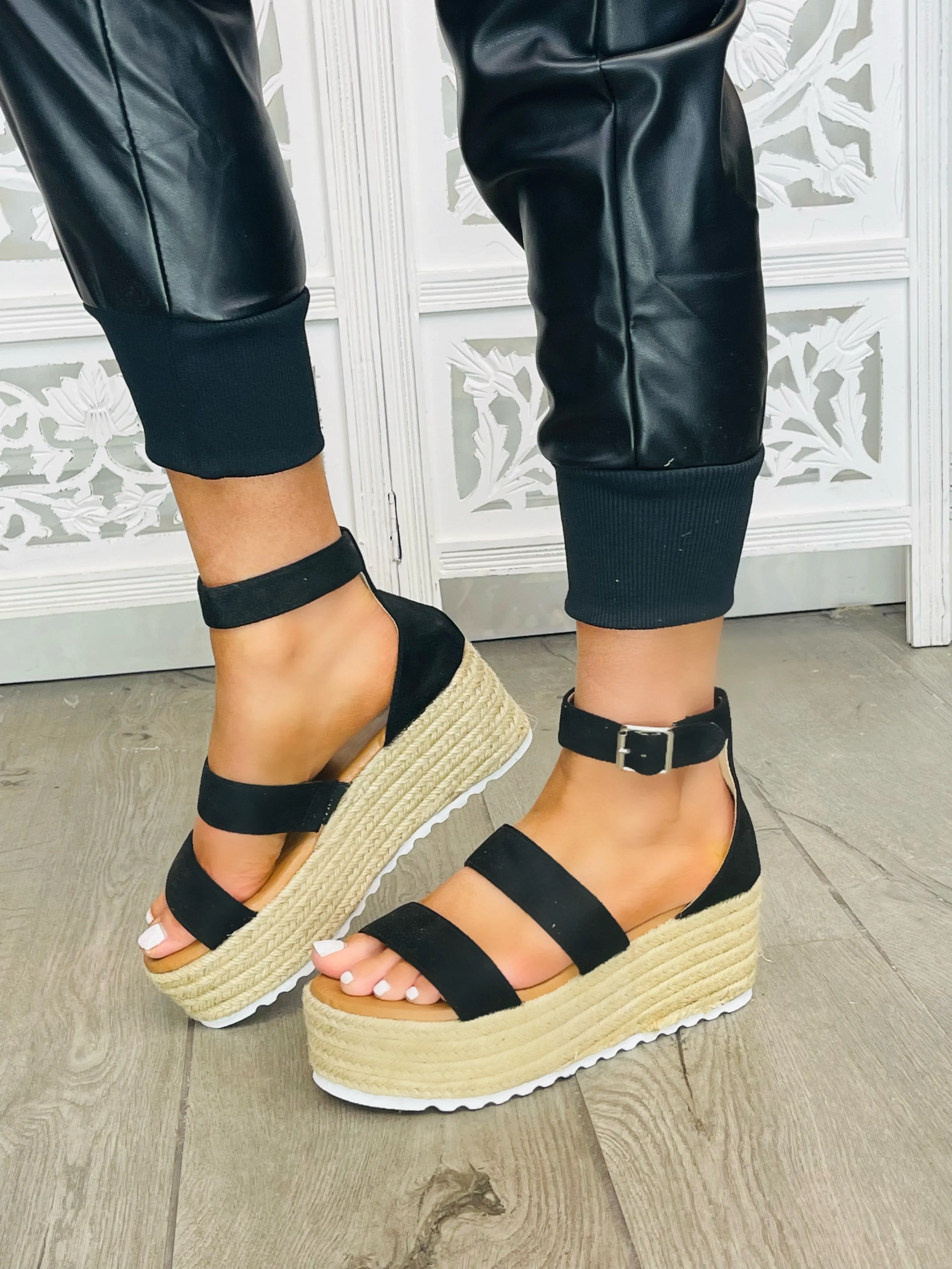 WAIT Women's Black Sandal Espadrille Platform Shoes